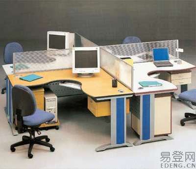 青島成套辦公家具與設備回收服務，助力資源循環利用